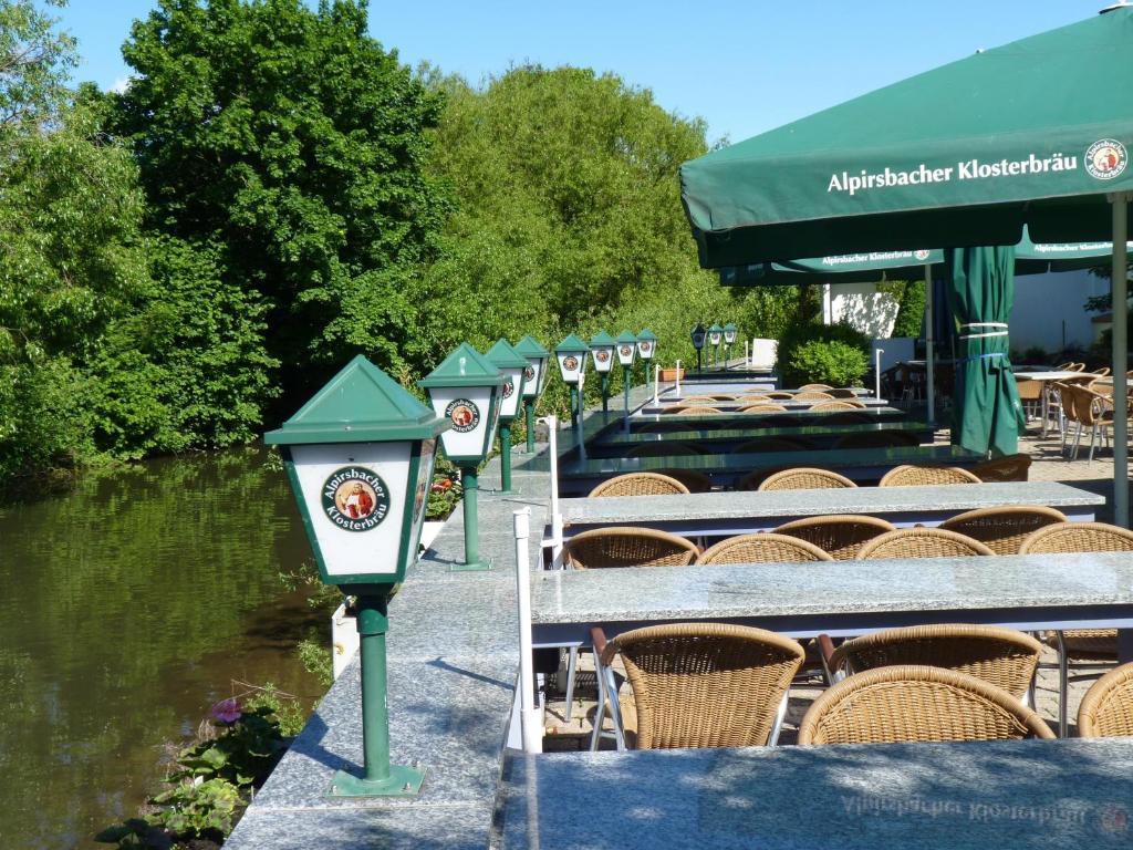 Hotel Muehleinsel Kenzingen Luaran gambar